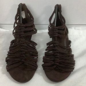 American Eagle Outfitters dark brown gladiator sandals with zipper heel. Sz 10